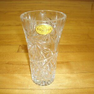 BOHEMIA CRYSTAL Pinwheel 6” Vase
